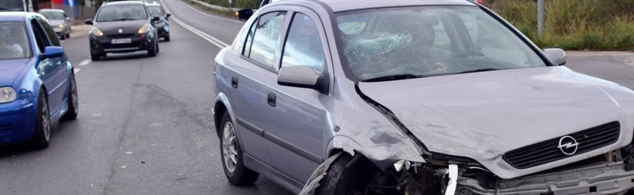 Εντυπωσιακή μείωση των τροχαίων ατυχημάτων στην Ελλάδα με πάνω από 50% την δεκαετία 2010-2020